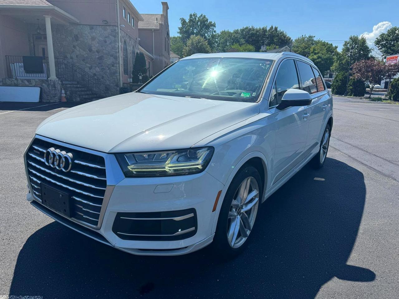 WA1VAAF77JD018948 · 2018 AUDI Q7
