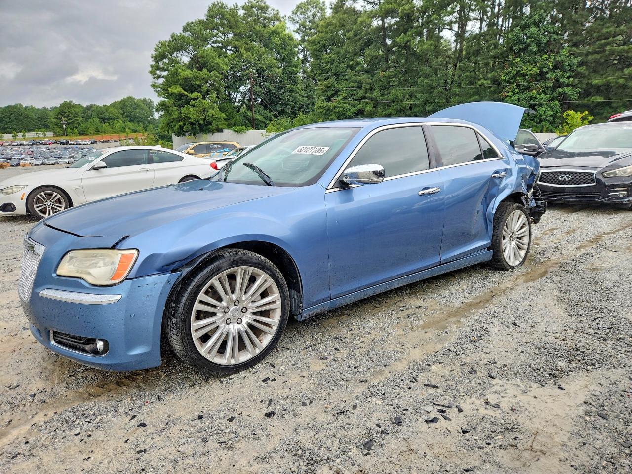 2C3CA6CT8BH599669 · 2011 CHRYSLER 300C
