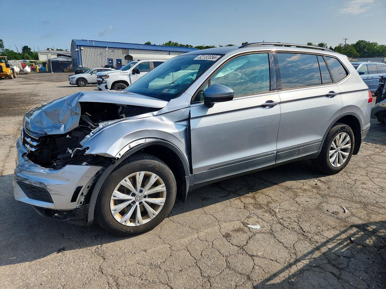 3VV0B7AX2LM075414 · 2020 VOLKSWAGEN TIGUAN