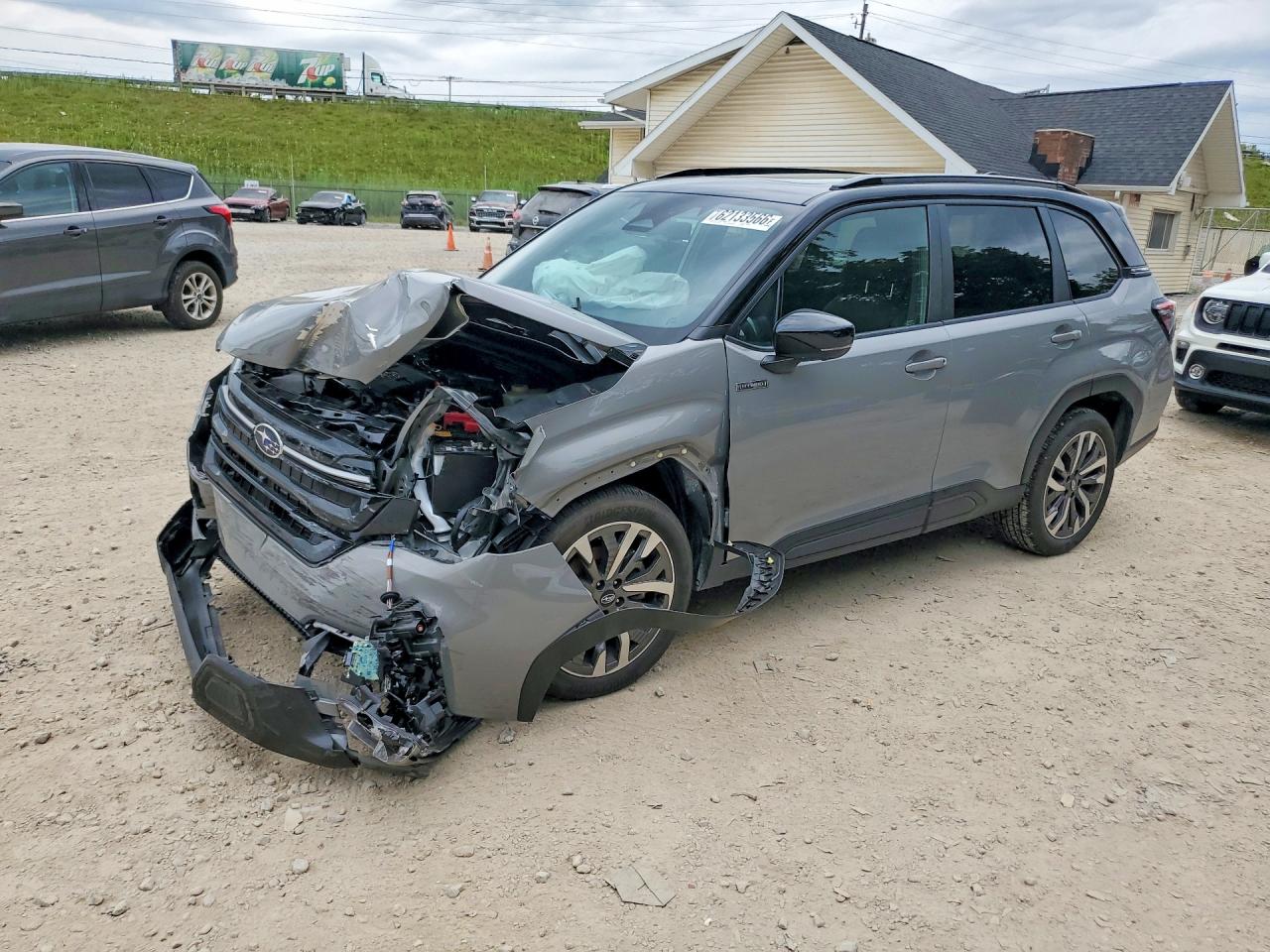 2025 SUBARU FORESTER