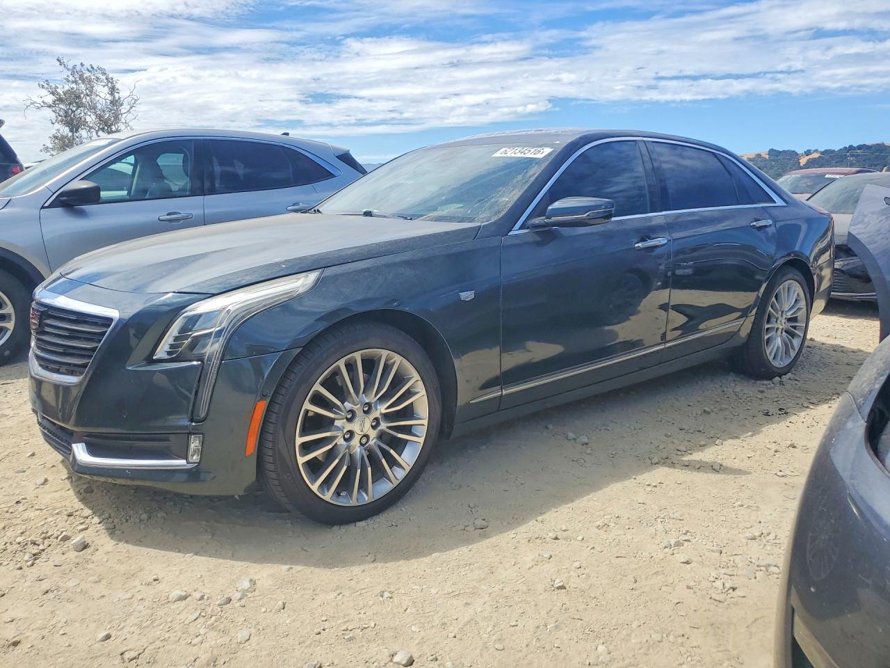 1G6KH5R60JU102692 · 2018 CADILLAC CT6