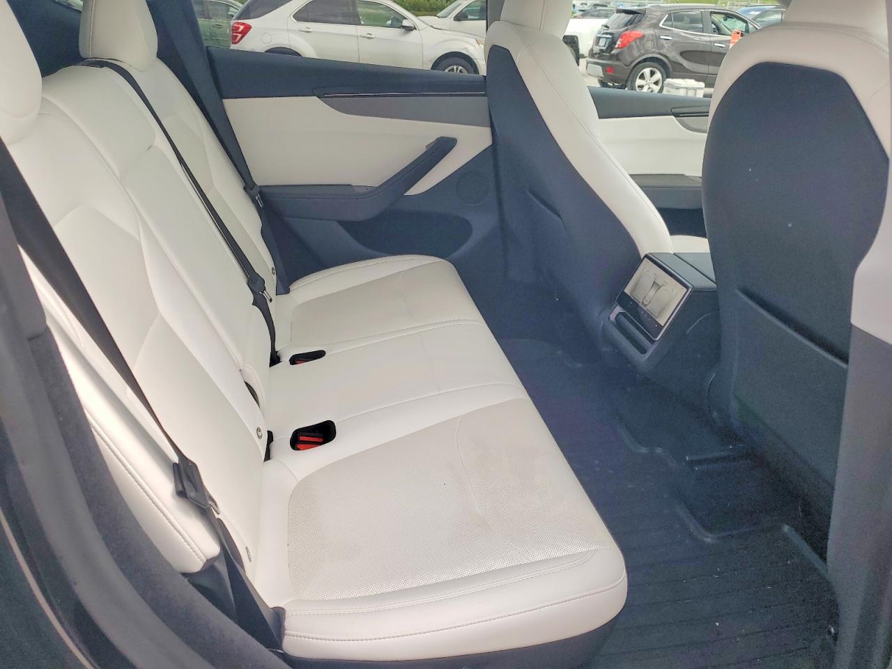 7SAYGDEDXTF437983 · 2026 TESLA MODEL Y · 10/12
