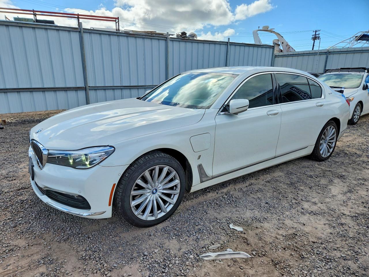 WBA7J2C55JB246298 · 2018 BMW 740