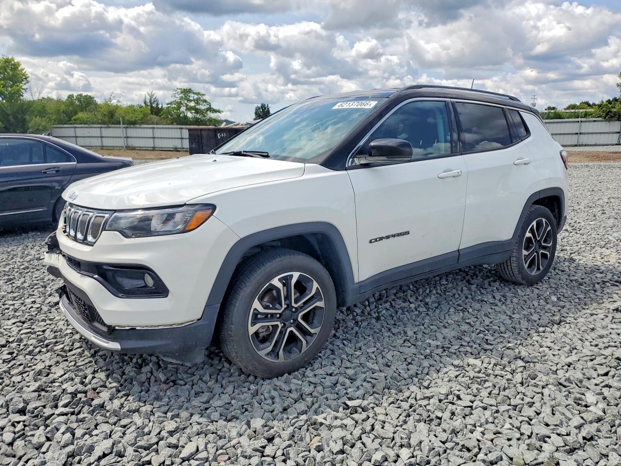 3C4NJDCB7NT185231 · 2022 JEEP COMPASS