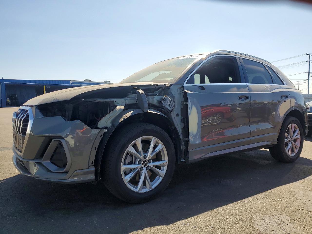 WA1DECF34N1018664 · 2022 AUDI Q3
