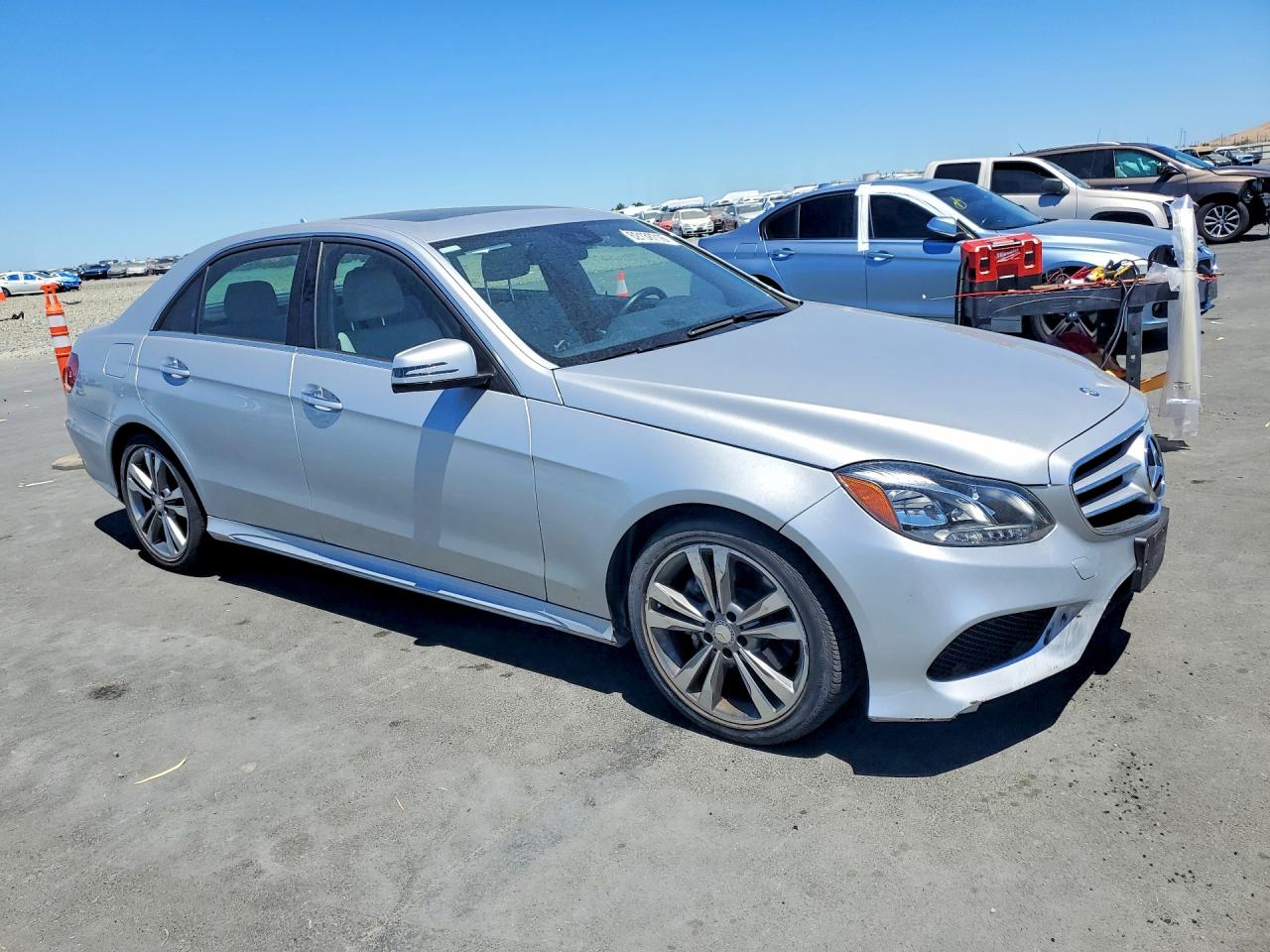 WDDHF5KB5GB324837 · 2016 MERCEDES-BENZ E · 4/12