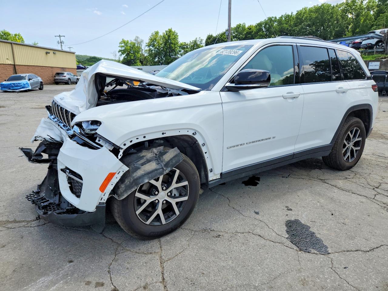 1C4RJHBG8RC209852 · 2024 JEEP GRAND CHEROKEE