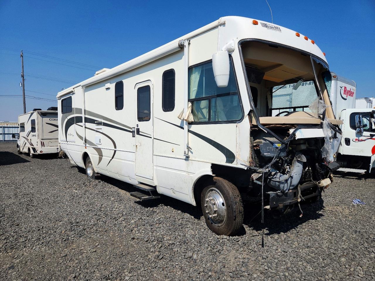 2004 WORKHORSE CUSTOM CHASSIS MOTORHOME CHASSIS