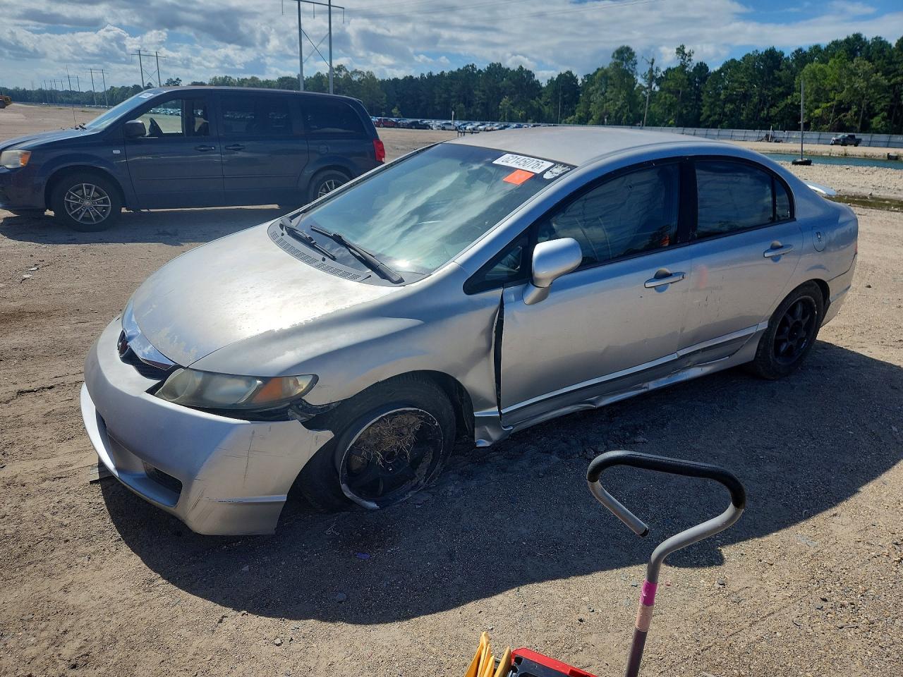 2HGFA1F57AH300813 · 2010 HONDA CIVIC