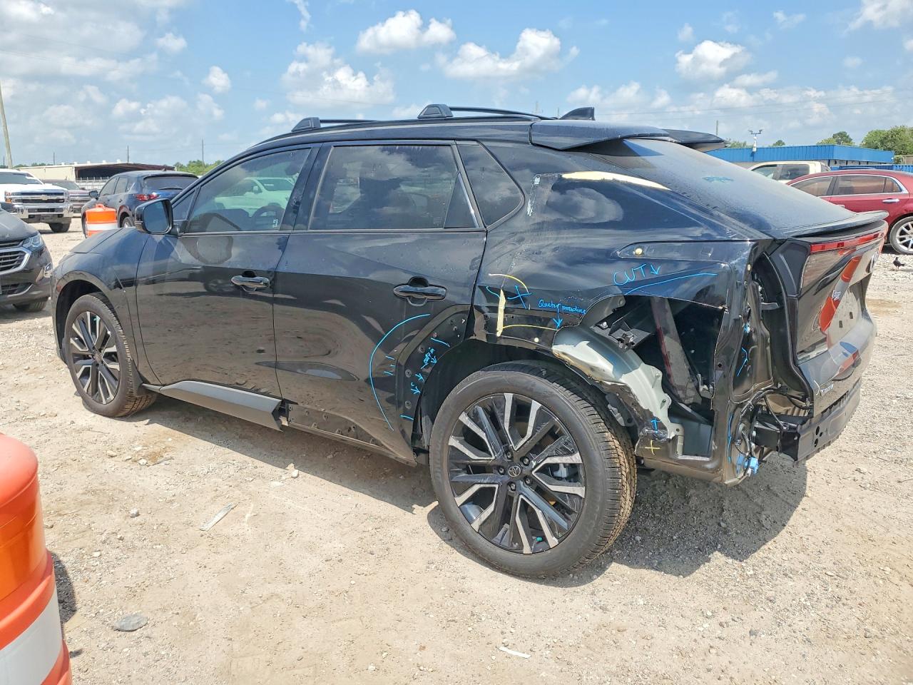 JTMBCAEB8TJ000326 · 2026 TOYOTA BZ · 2/13
