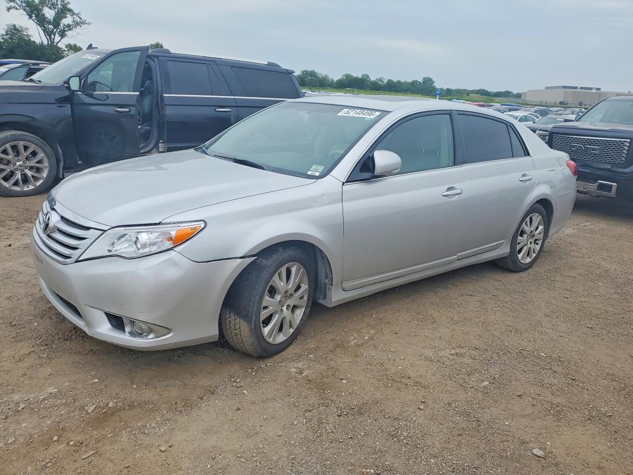 4T1BK3DB1BU383938 · 2011 TOYOTA AVALON