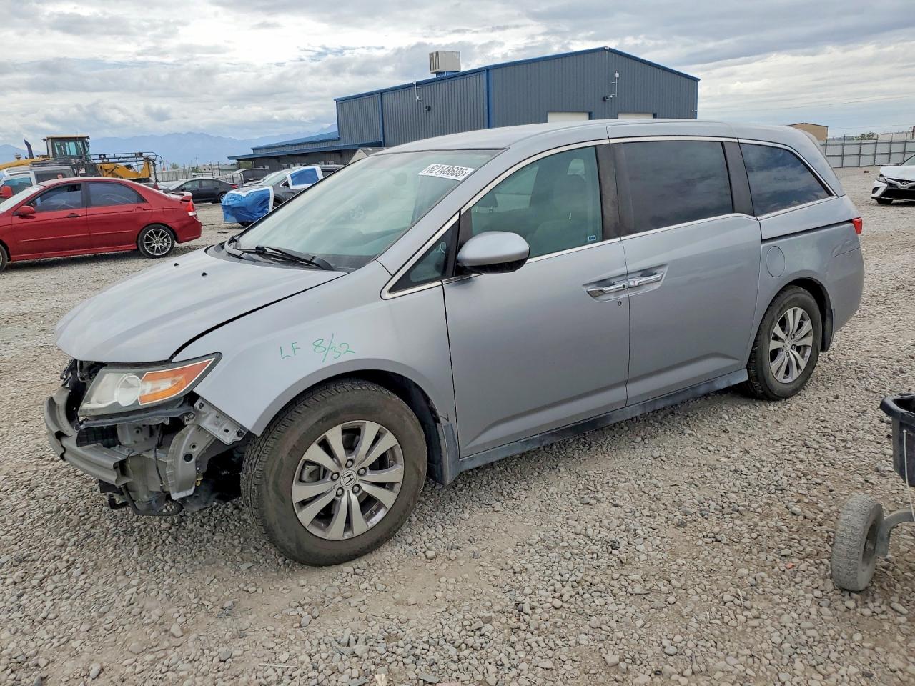 5FNRL5H44GB110483 · 2016 HONDA ODYSSEY