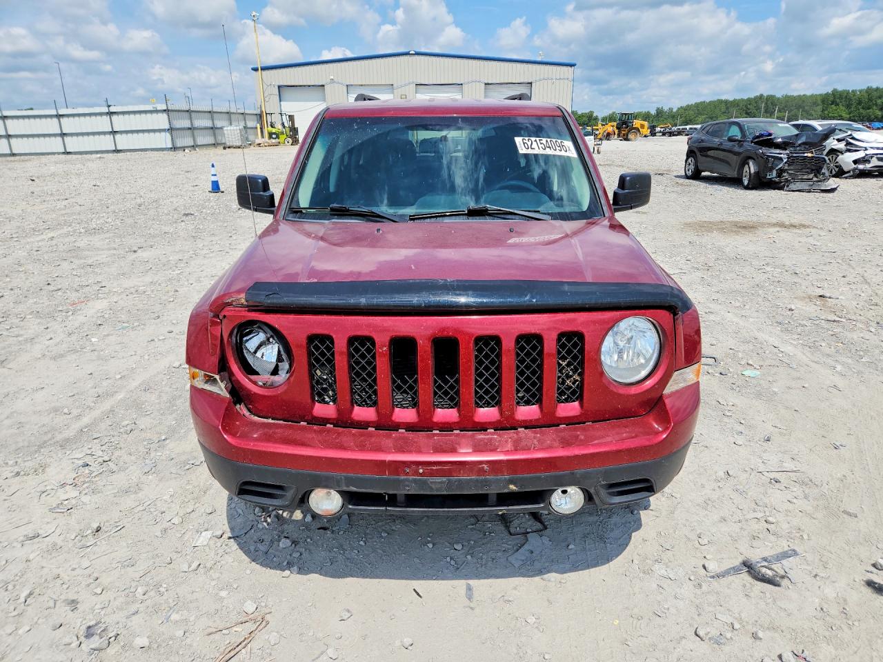 1C4NJRBB0HD104126 · 2017 JEEP PATRIOT · 5/13