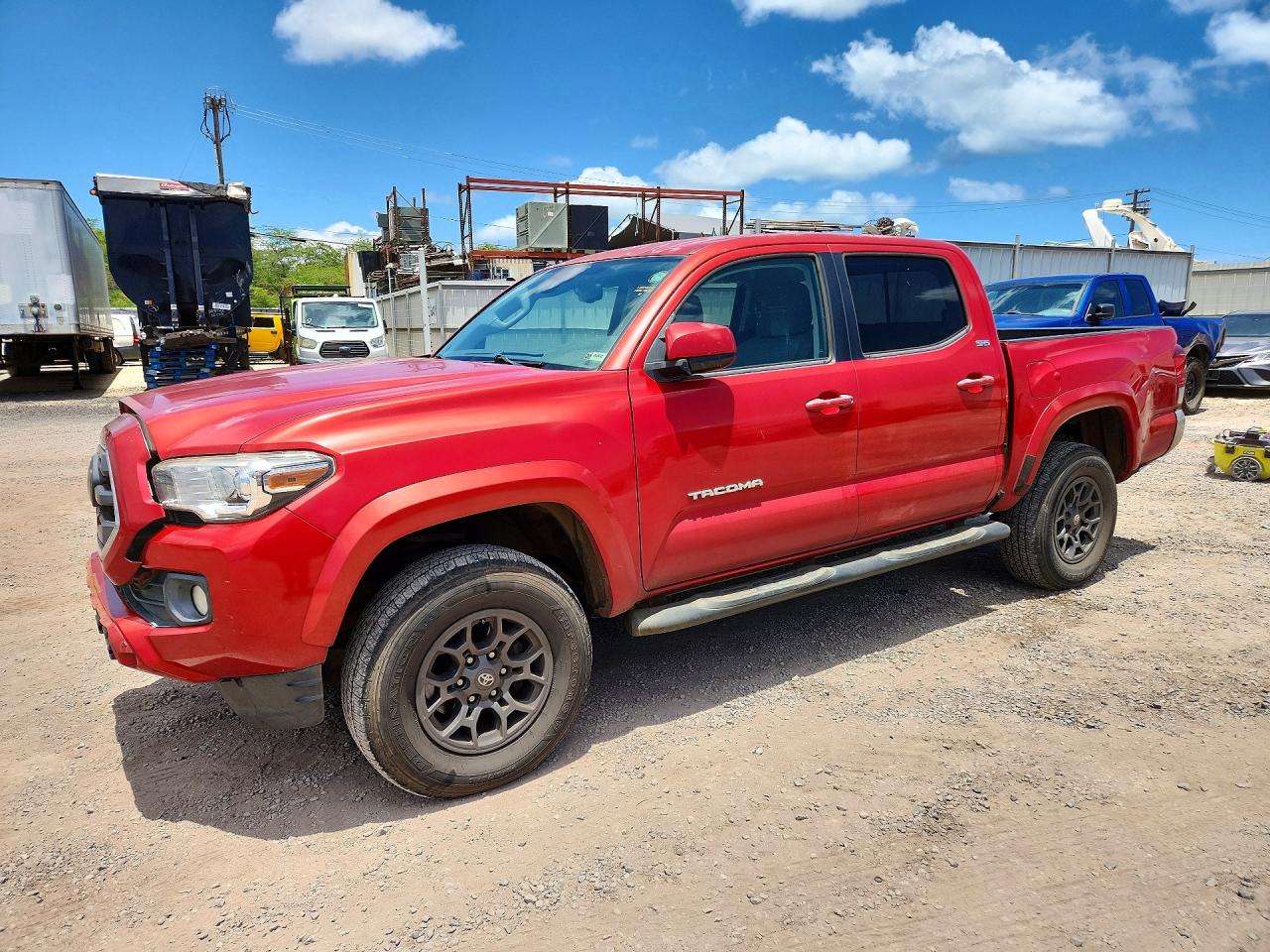 3TMAZ5CN6JM068672 · 2018 TOYOTA TACOMA