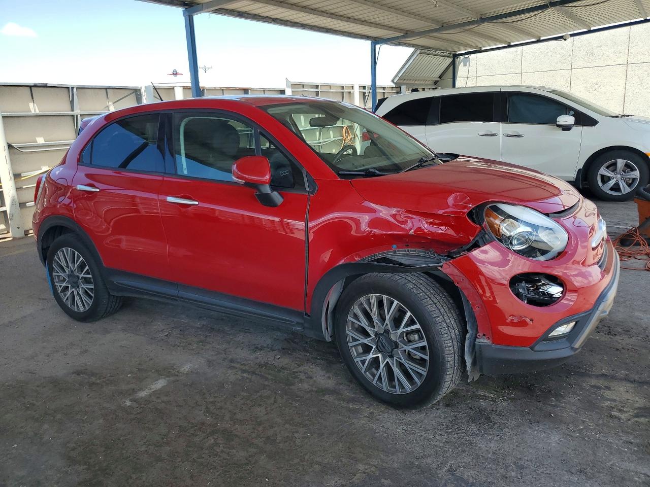 ZFBCFXCT8GP501586 · 2016 FIAT 500X · 4/13