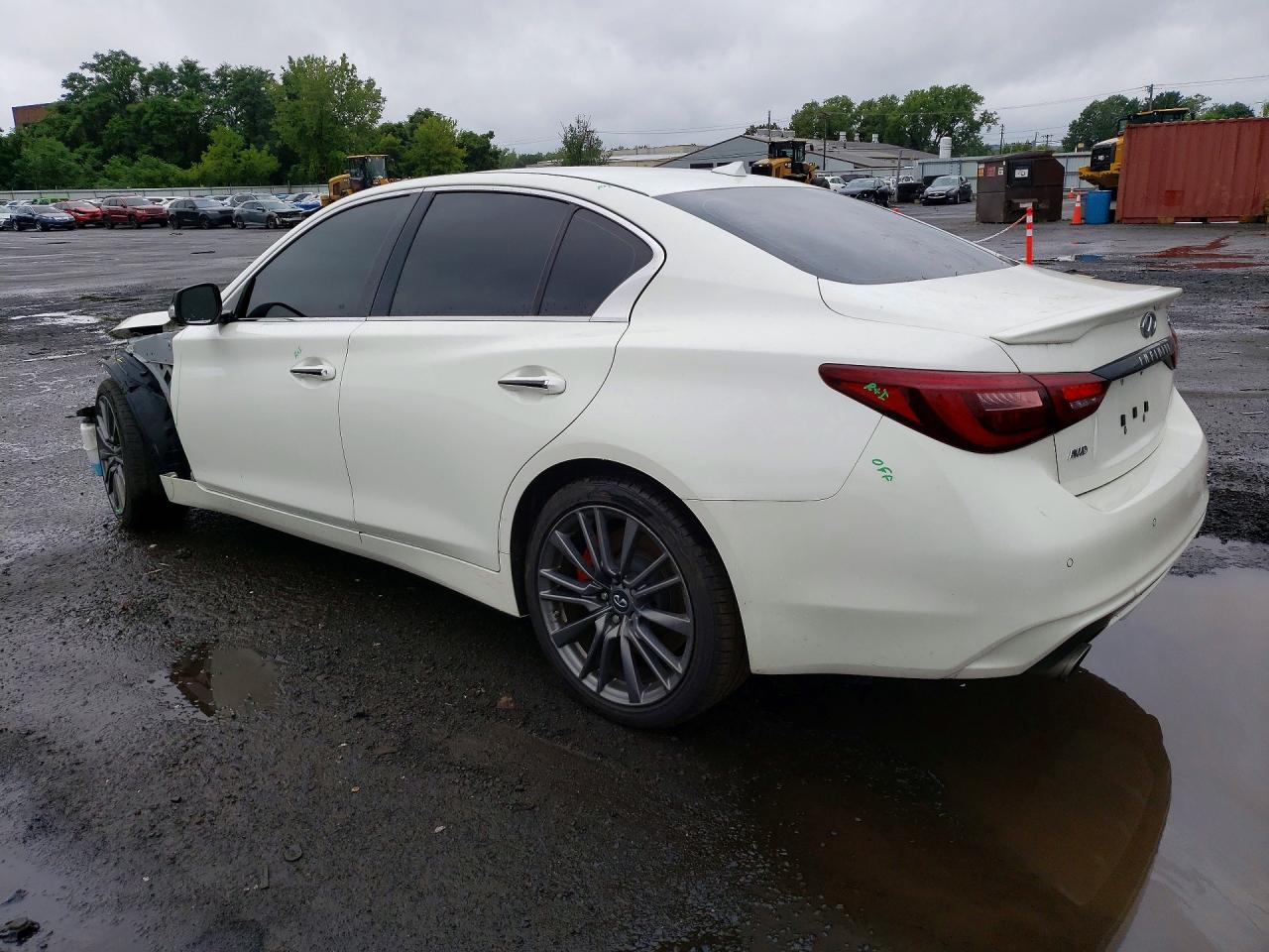 JN1FV7AR5JM480633 · 2018 INFINITI Q50 · 2/13