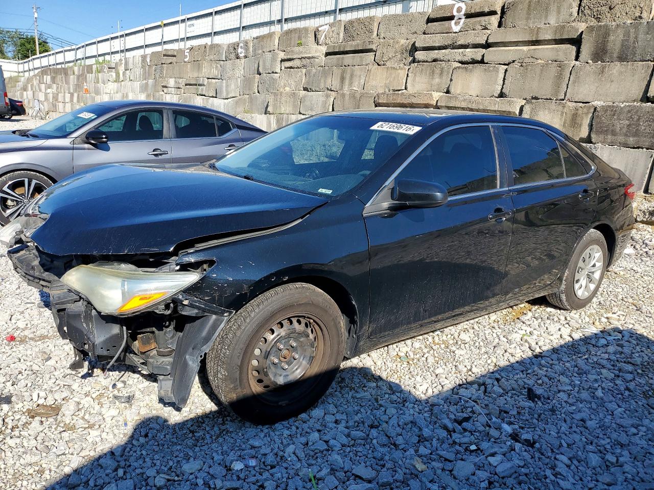 4T1BF1FK3GU565699 · 2016 TOYOTA CAMRY