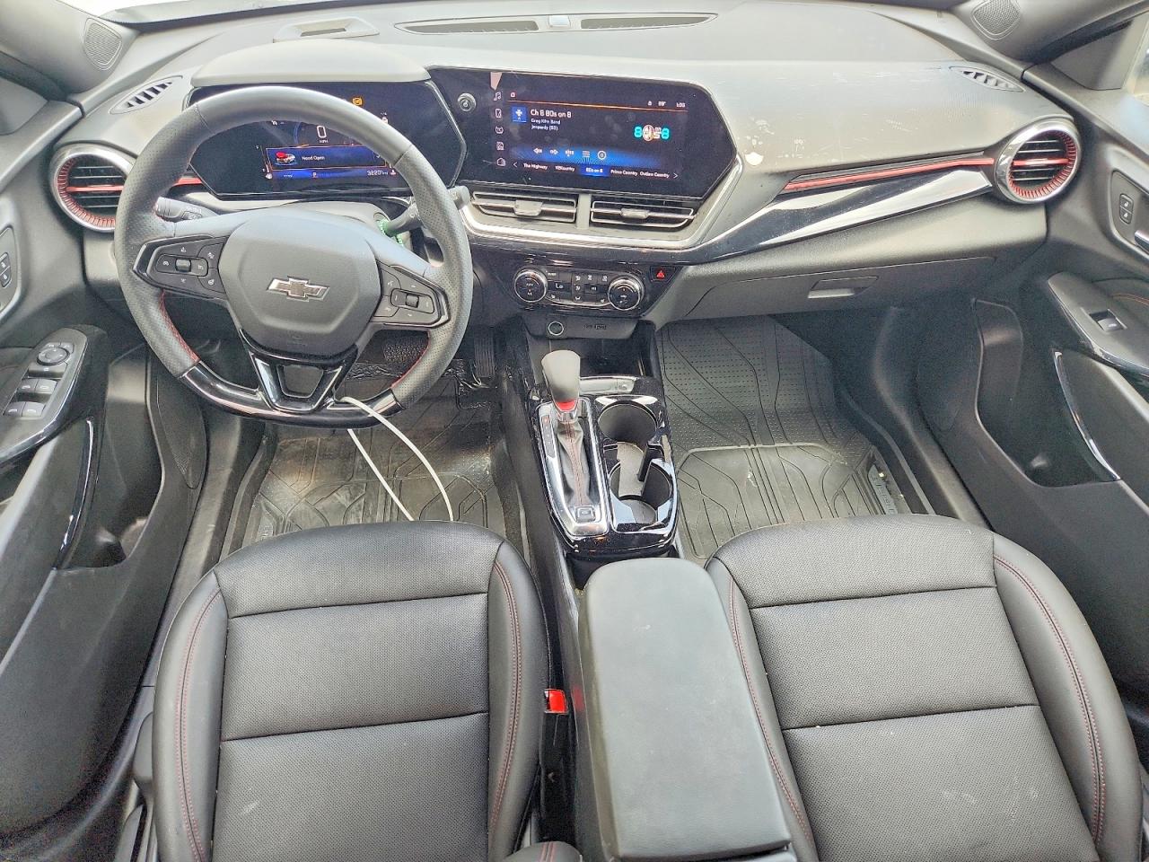 KL77LJEP4SC211346 · 2025 CHEVROLET TRAX · 8/13