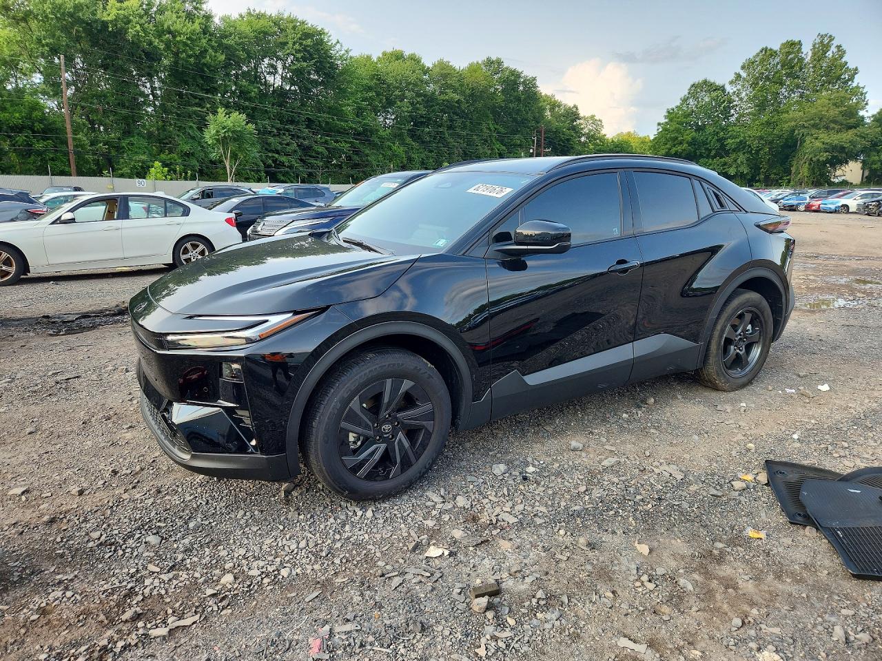 JTMAAAAD3TJ005913 · 2026 TOYOTA C-HR