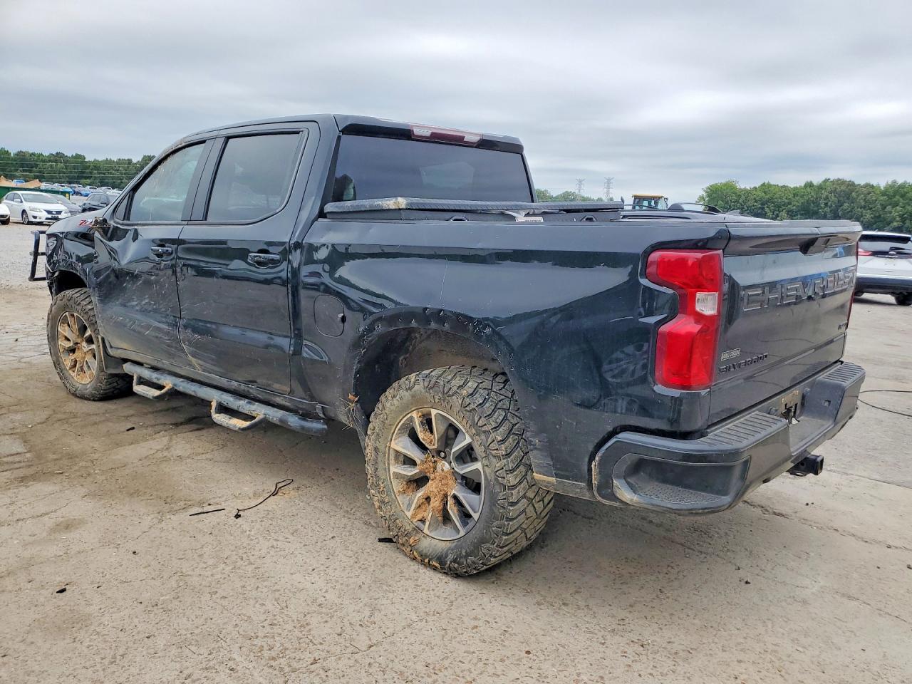 3GCUYEED2MG424445 · 2021 CHEVROLET SILVERADO · 2/12