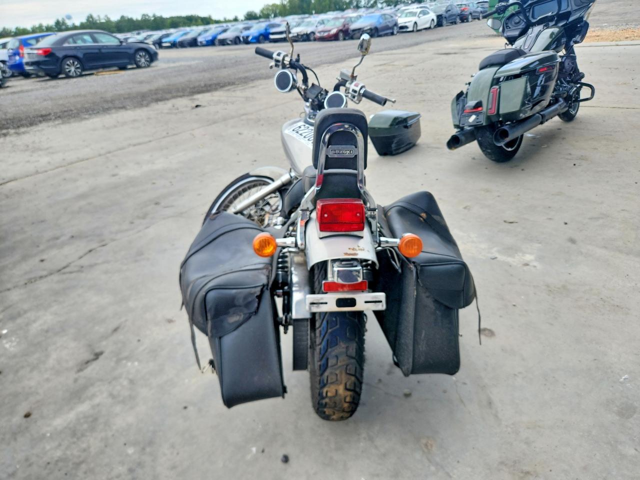 JS1NP41A142100984 · 2004 SUZUKI LS650 · 4/8