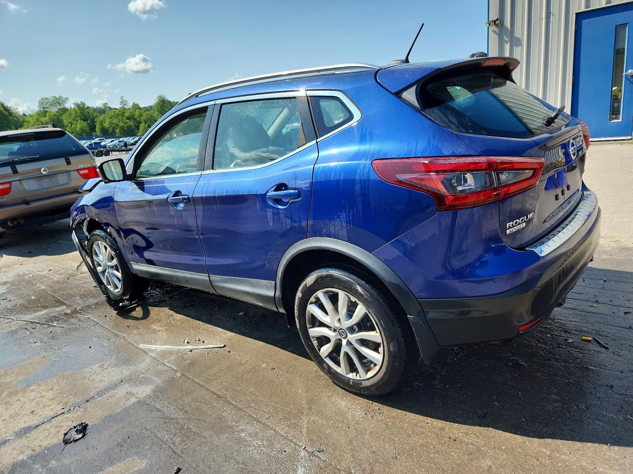JN1BJ1CW2LW384167 · 2020 NISSAN ROGUE SPORT · 2/14