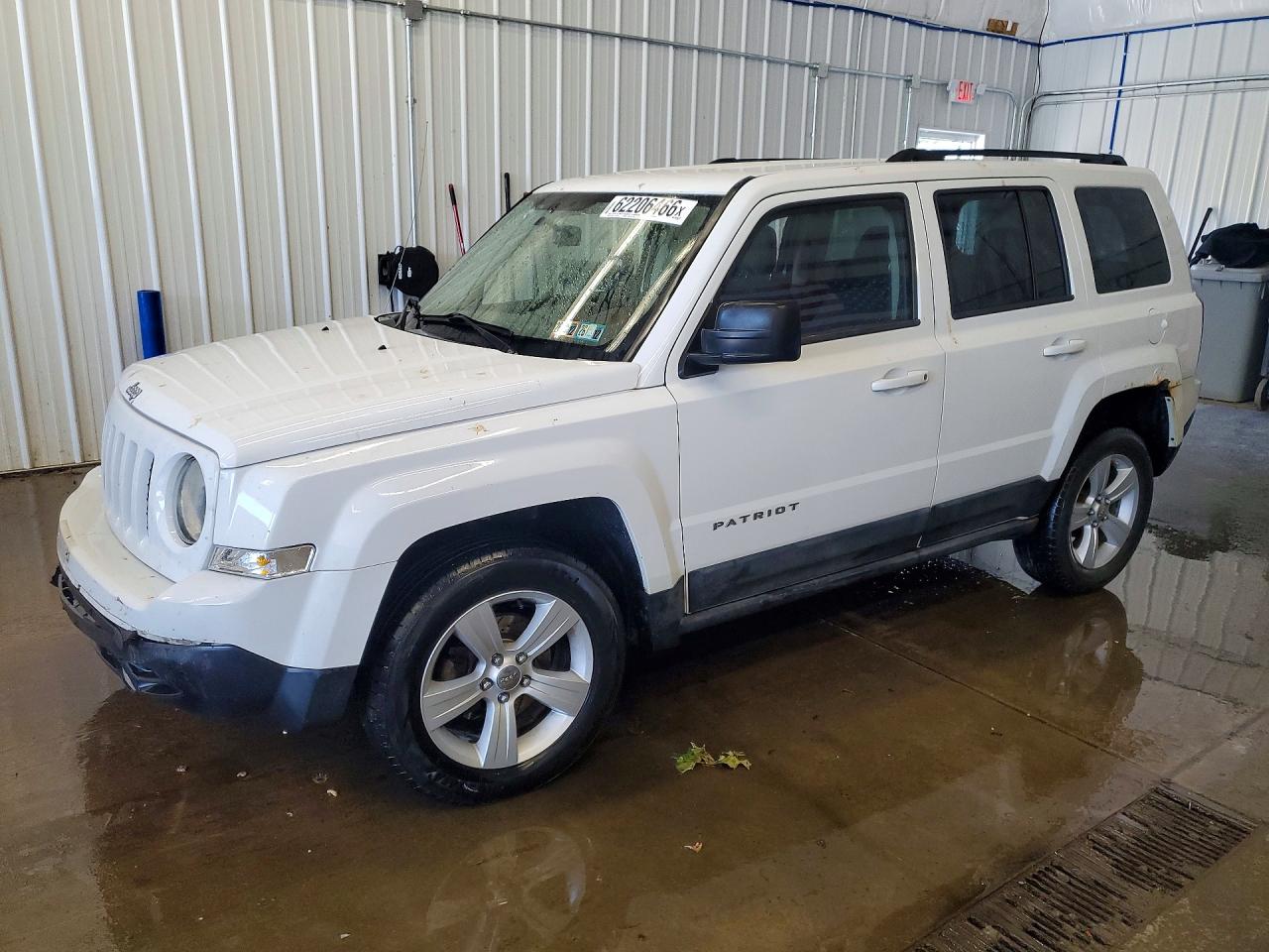 1J4NF1GB8BD100242 · 2011 JEEP PATRIOT
