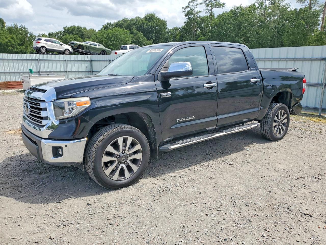 5TFHW5F16JX773434 · 2018 TOYOTA TUNDRA