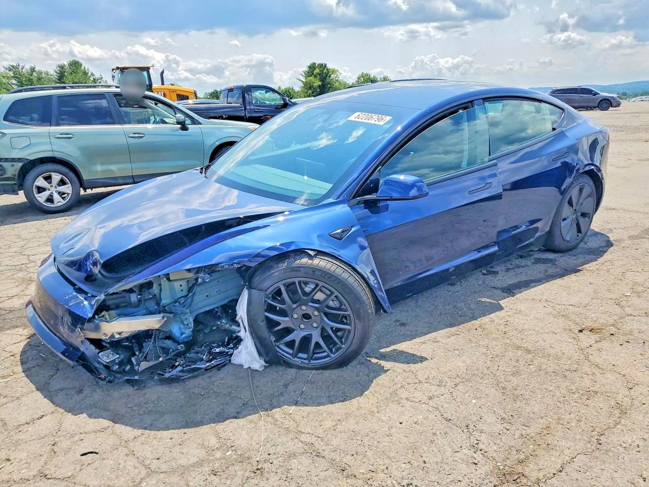 5YJ3E1EA4TF203758 · 2026 TESLA MODEL 3