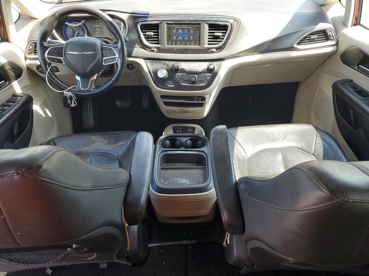 2C4RC1BG7LR113842 · 2020 CHRYSLER PACIFICA · 8/13