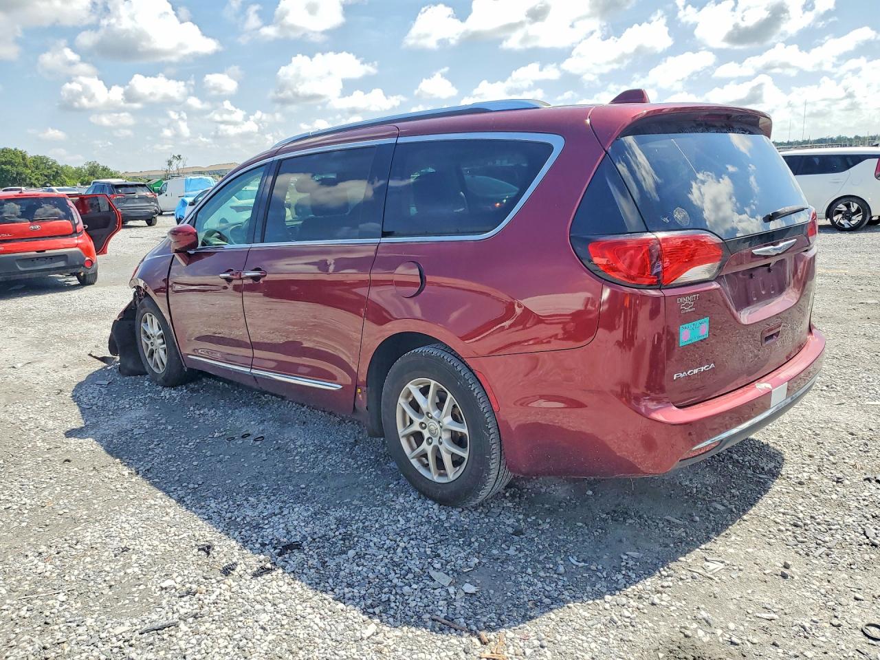 2C4RC1BG7LR113842 · 2020 CHRYSLER PACIFICA · 2/13