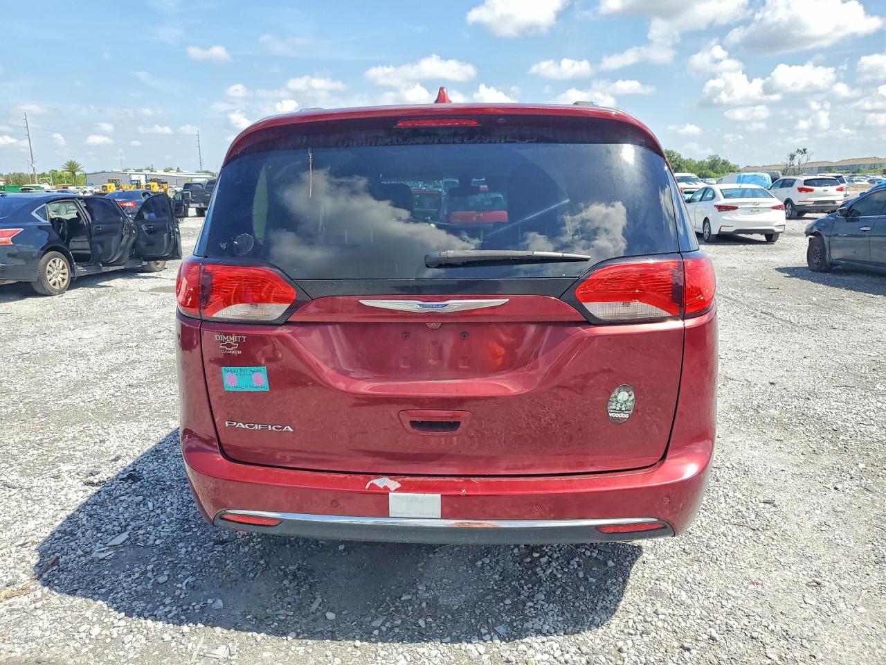 2C4RC1BG7LR113842 · 2020 CHRYSLER PACIFICA · 6/13