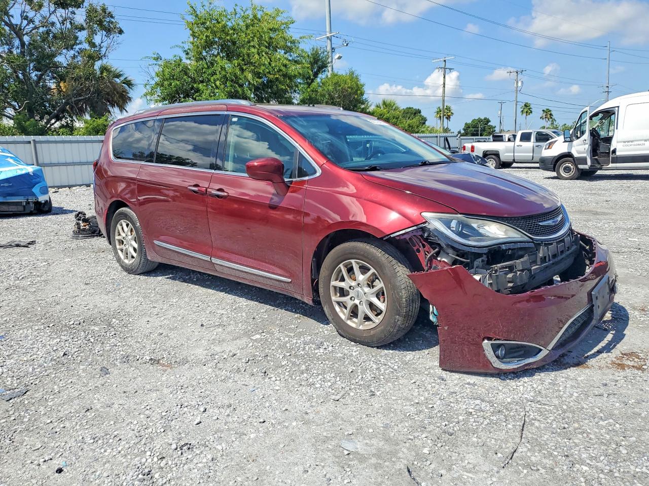 2C4RC1BG7LR113842 · 2020 CHRYSLER PACIFICA · 4/13