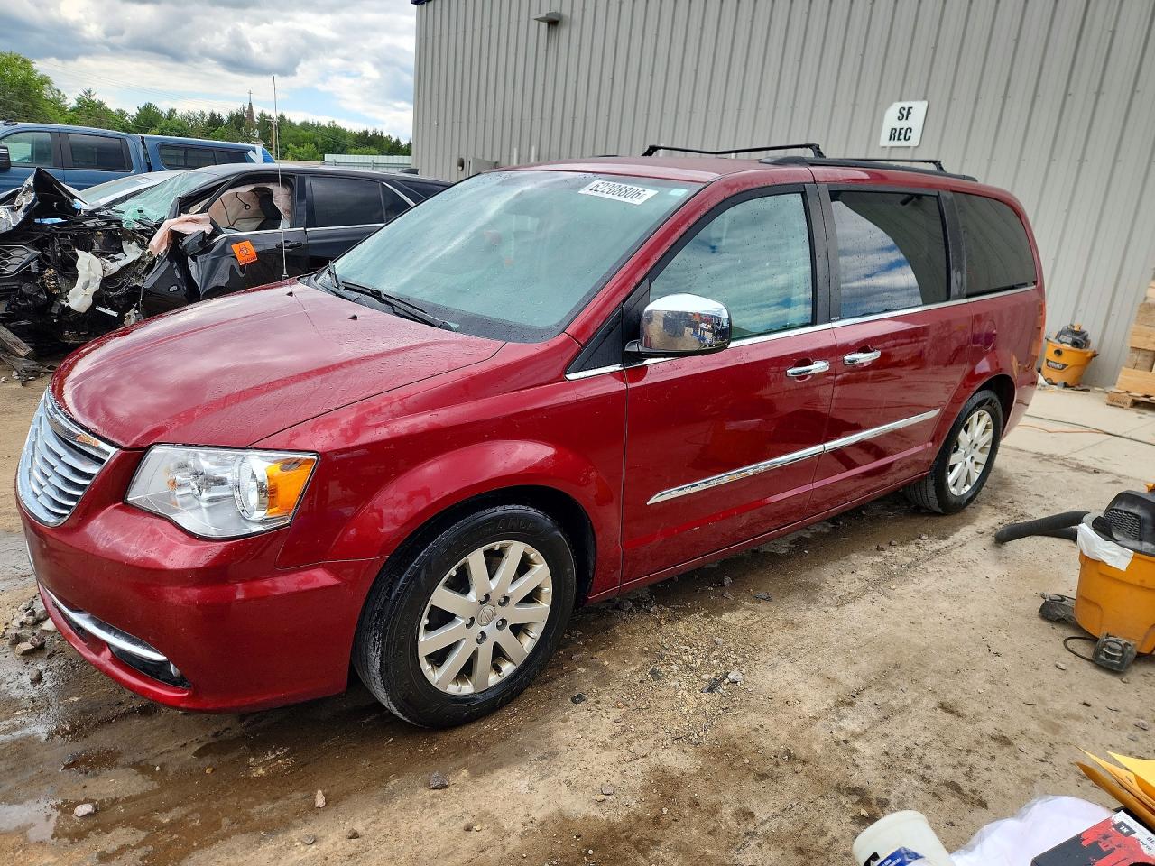 2C4RC1CGXCR233021 · 2012 CHRYSLER TOWN & COUNTRY