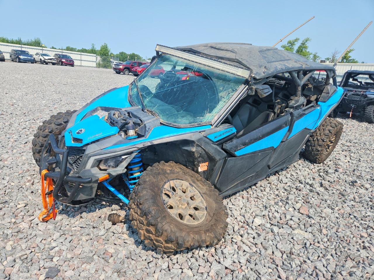 3JBVMAY47PE000119 · 2023 CAN-AM MAVERICK X3 · 2/10