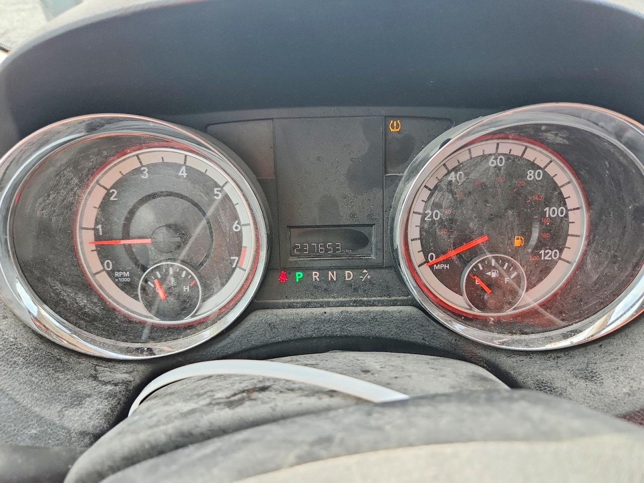 2D4RN4DG1BR697374 · 2011 DODGE GRAND CARAVAN · 9/13