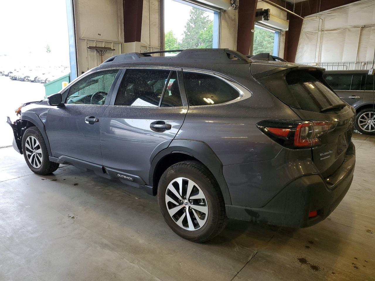 4S4BTAFC6S3125301 · 2025 SUBARU OUTBACK · 2/13