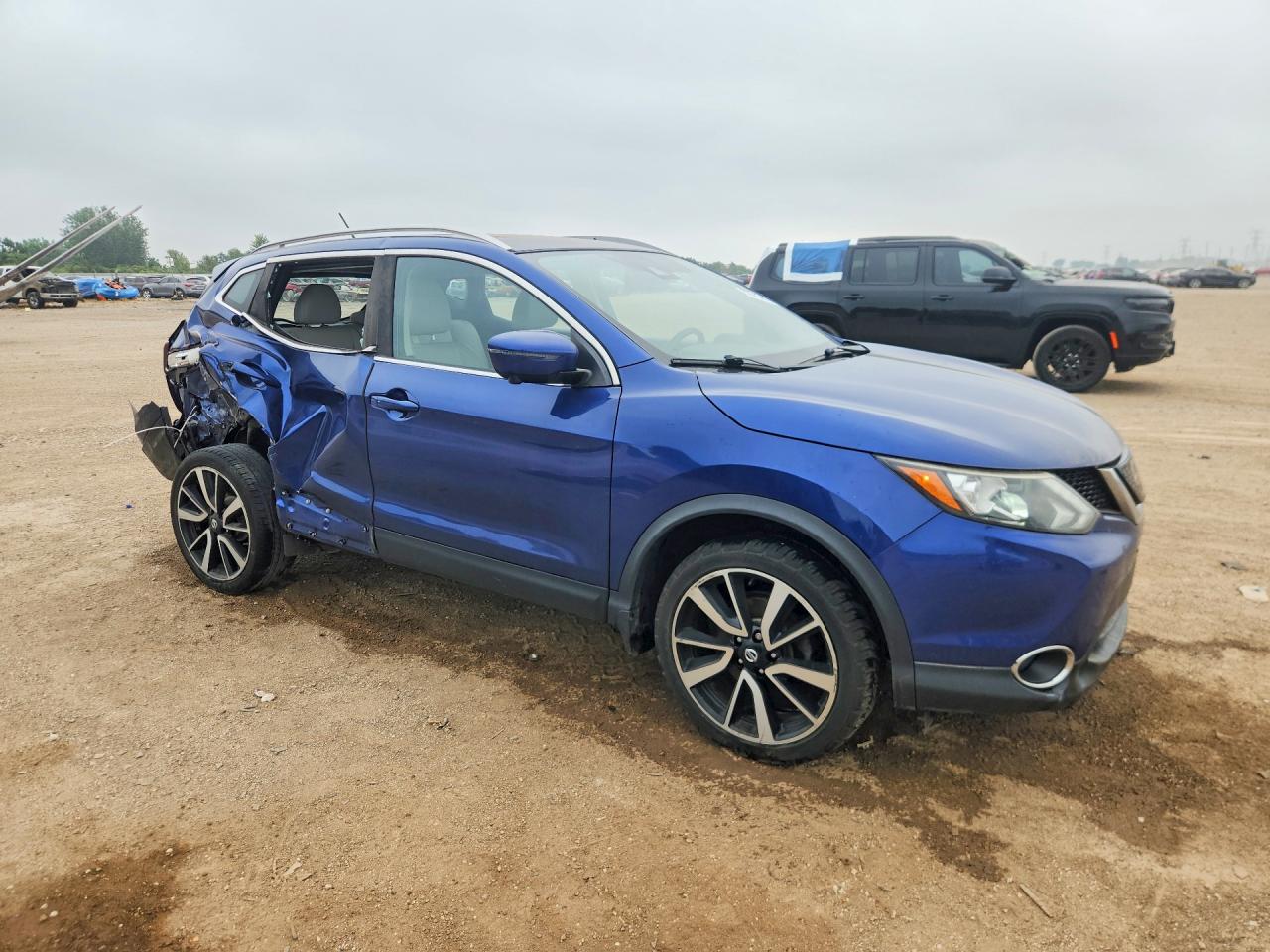 JN1BJ1CR1JW254582 · 2018 NISSAN ROGUE SPORT · 4/12