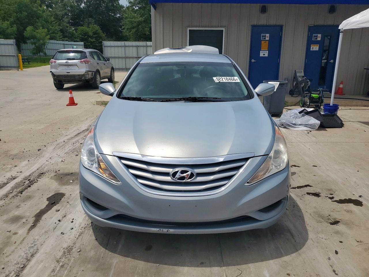 5NPEB4AC7BH236408 · 2011 HYUNDAI SONATA · 5/13