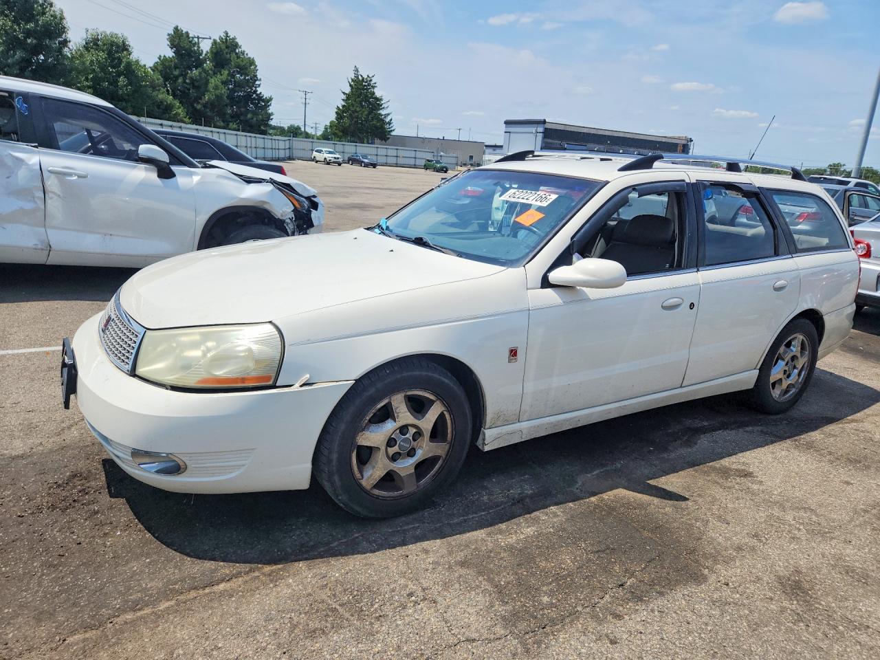 1G8JW84R93Y569732 · 2003 SATURN LW300