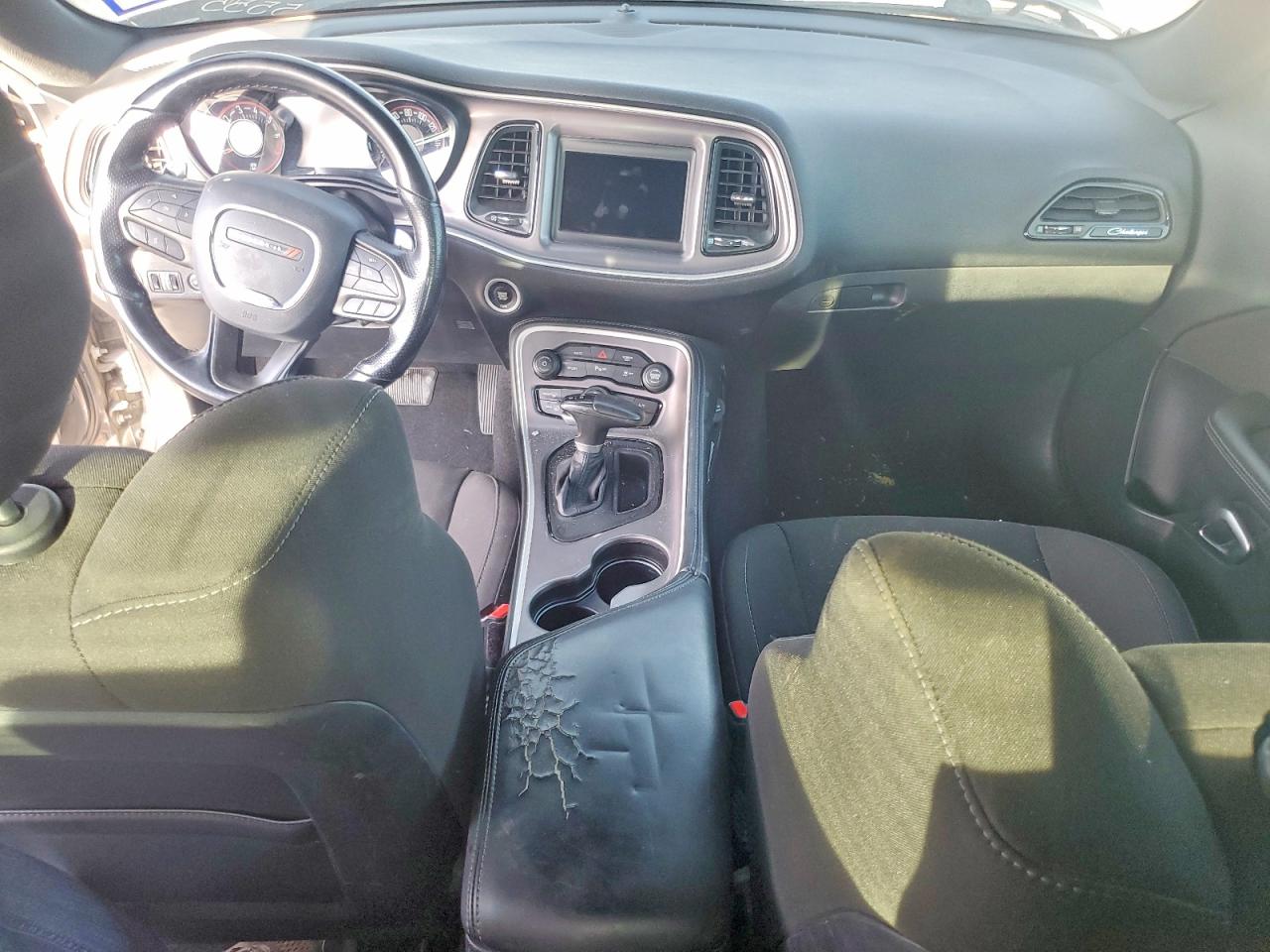 2C3CDZJGXNH215555 · 2022 DODGE CHALLENGER · 8/13