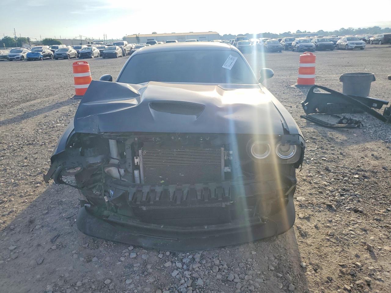2C3CDZJGXNH215555 · 2022 DODGE CHALLENGER · 5/13