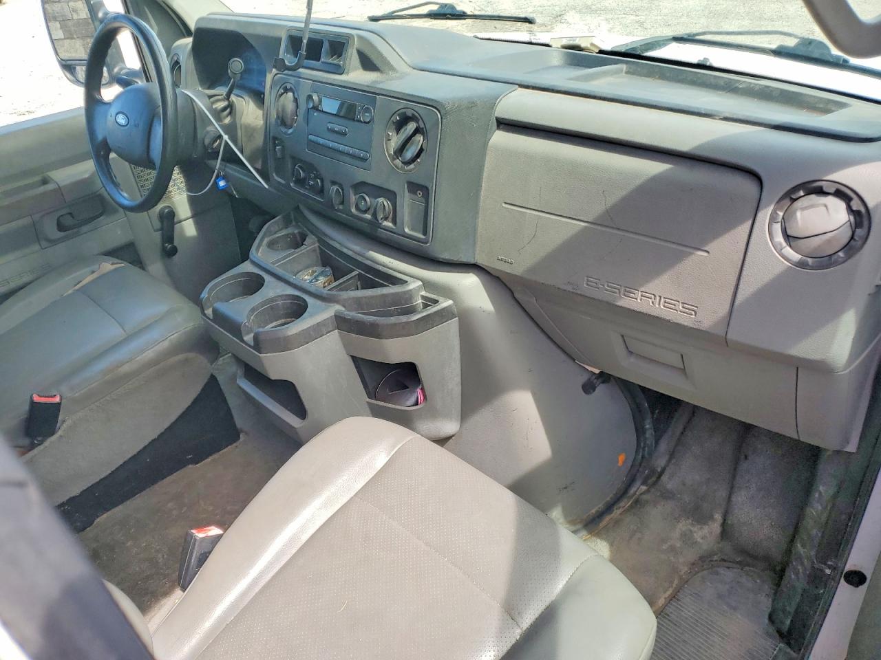 1FTNE1EW2EDA21801 · 2014 FORD ECONOLINE · 8/12