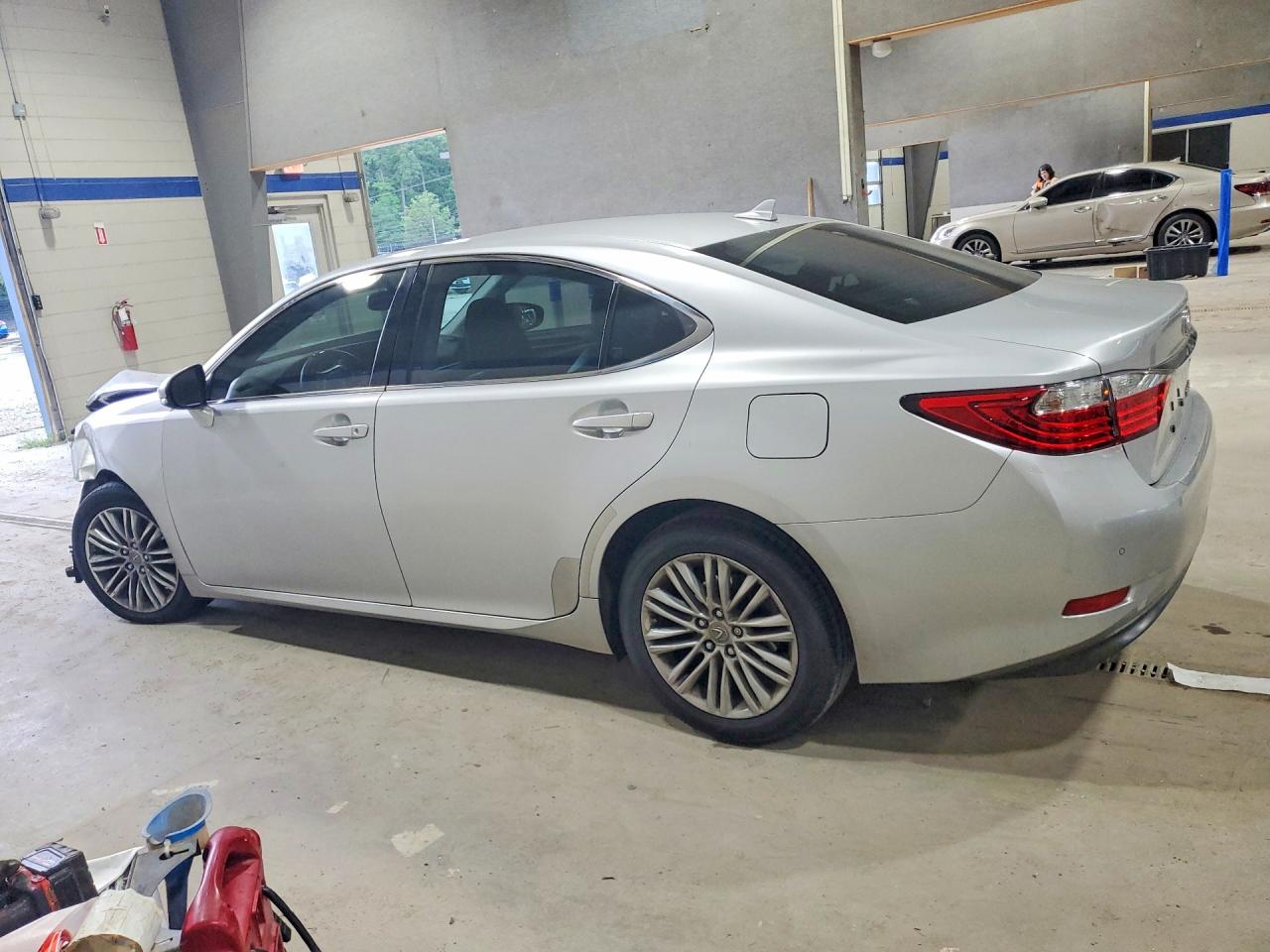 JTHBK1GG2E2117326 · 2014 LEXUS ES · 2/13