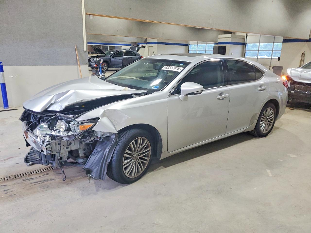 JTHBK1GG2E2117326 · 2014 LEXUS ES
