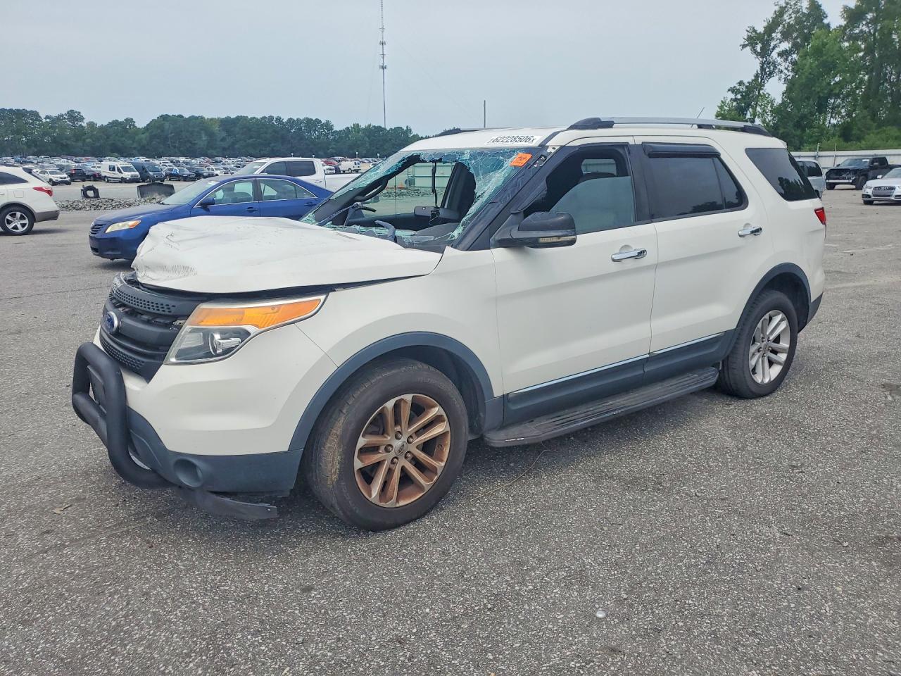 1FMHK8D89BGA20927 · 2011 FORD EXPLORER