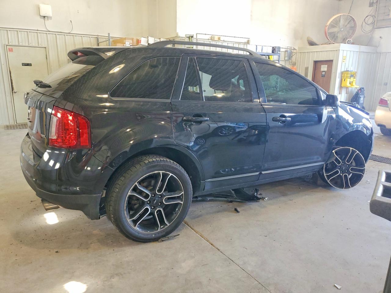 2FMDK3JC6DBB43475 · 2013 FORD EDGE · 3/13
