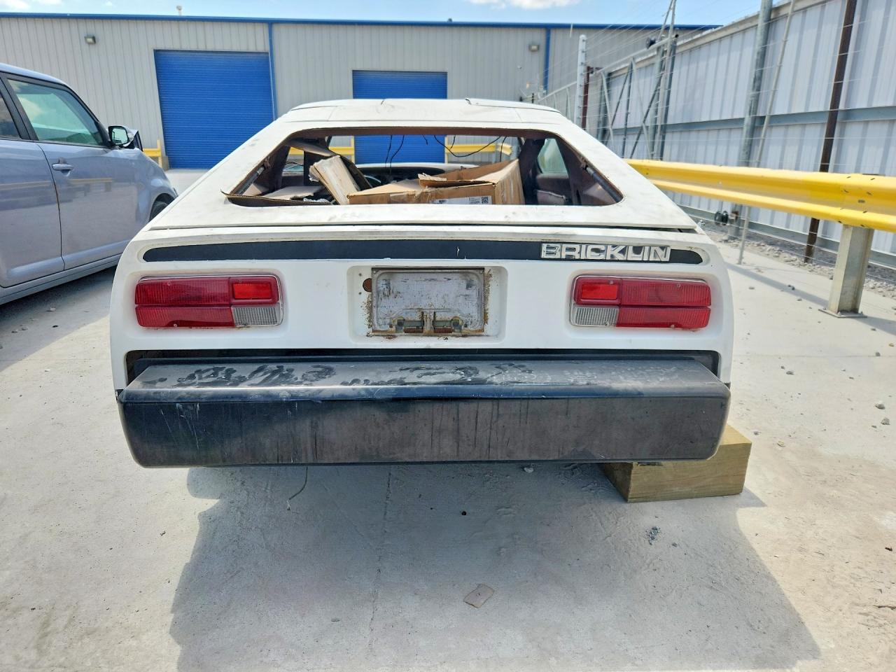 00041BX5S002023 · 1975 BRICKLAN SV-1 · 6/13