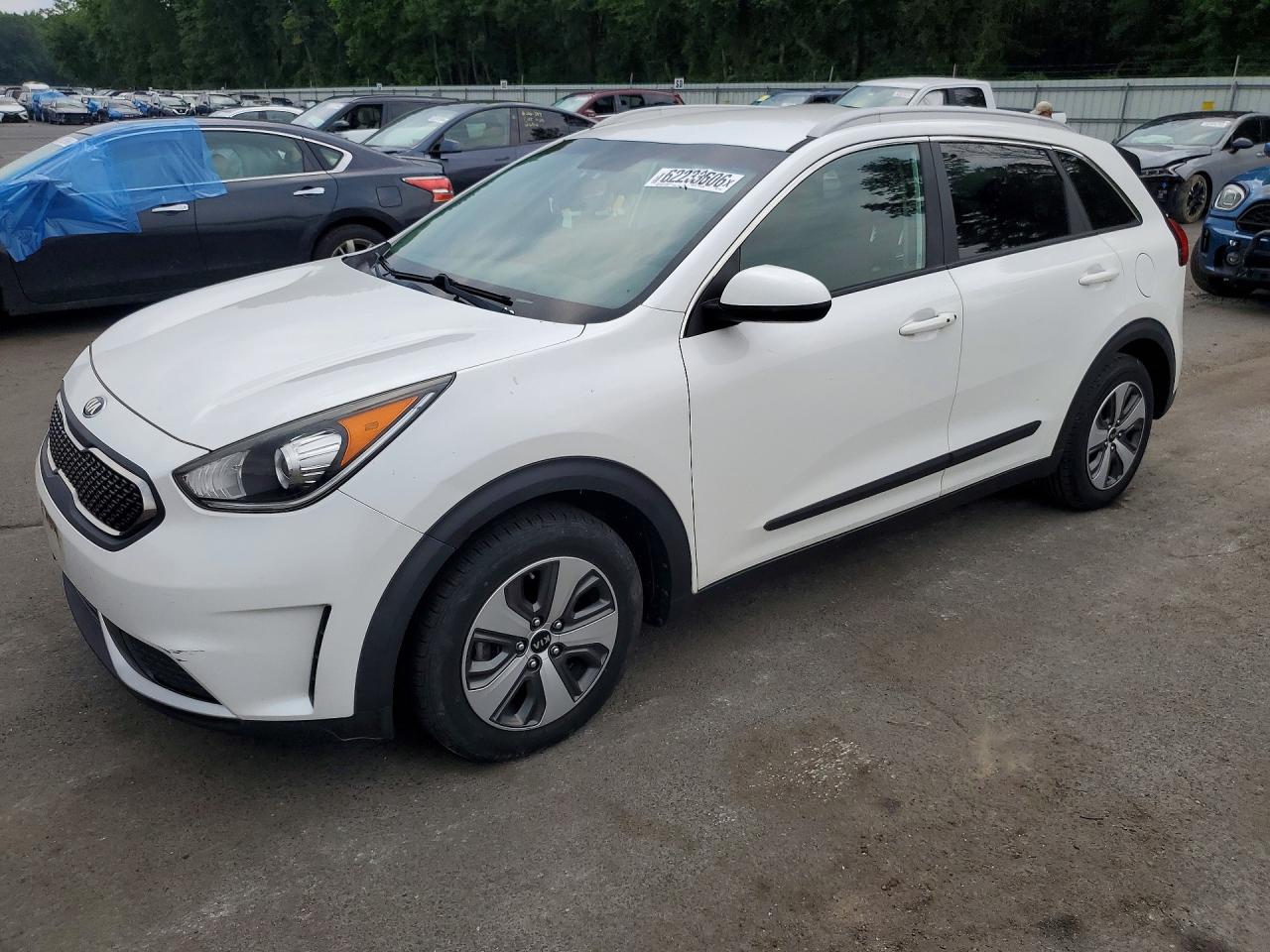 KNDCB3LC8J5119384 · 2018 KIA NIRO