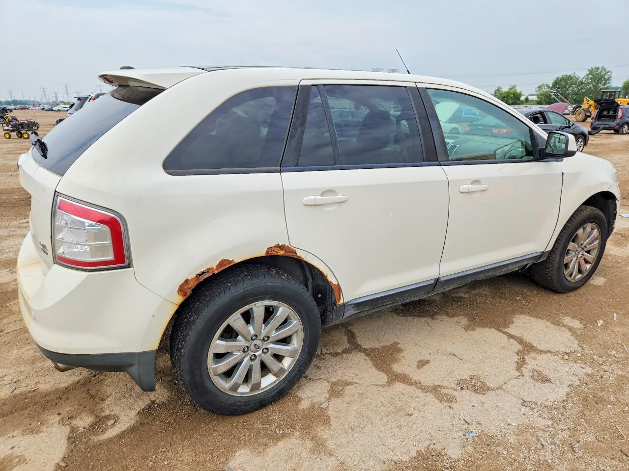 2FMDK4JCXABA76414 · 2010 FORD EDGE · 3/13